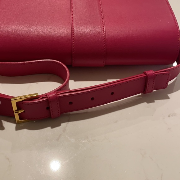 YSL Barbie pink leather crossbody bag - Picture 7 of 8